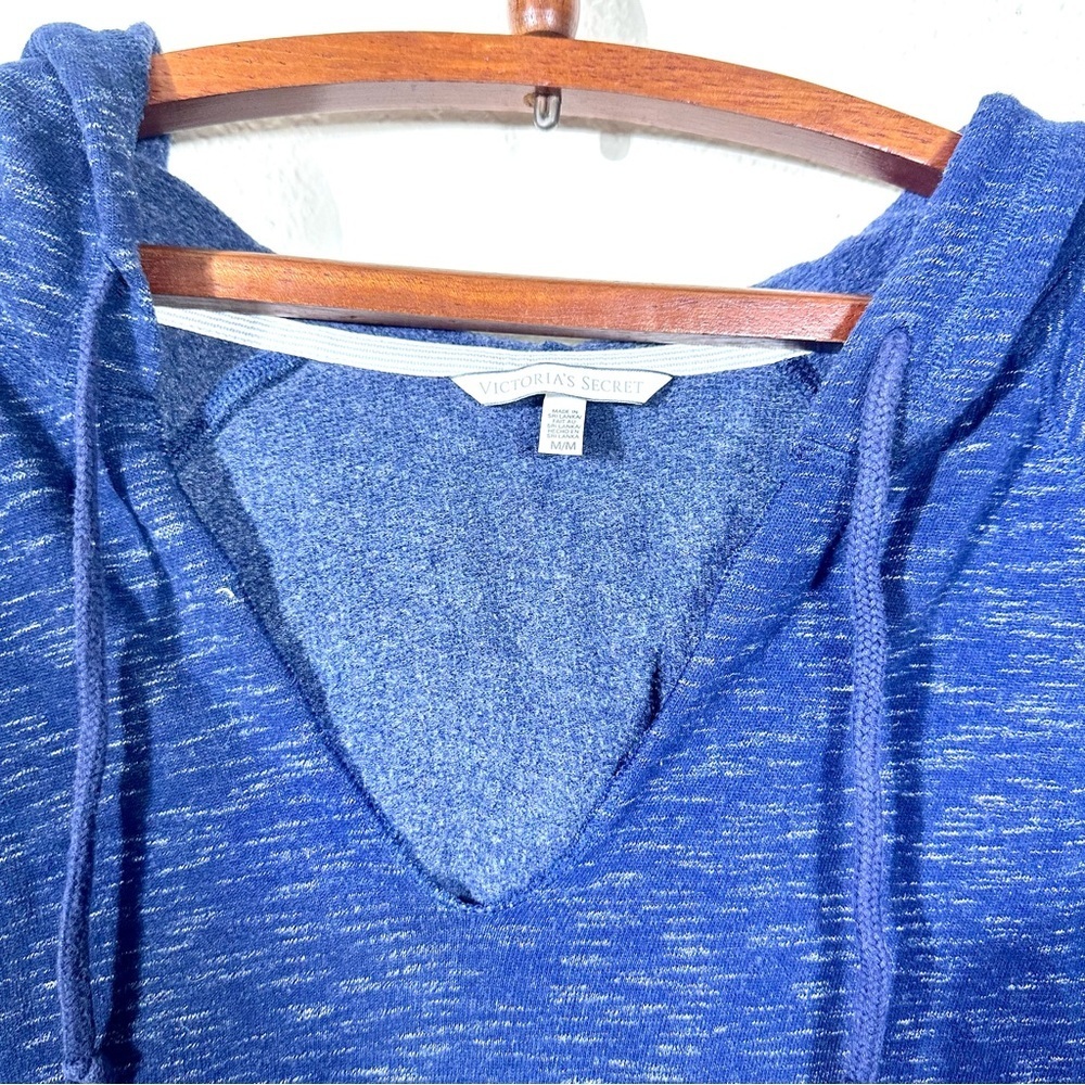 Victoria’s Secret Hoodie Pullover Sweater Size M in Heather Blue - Picture 4 of 9